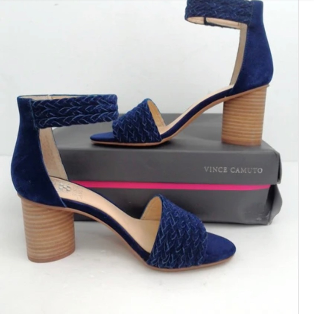 New without tags and box Vince Camuto Suede, braided dark blue heels sz. US 7.5